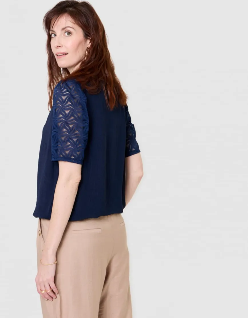 Blouse dentelle marine
