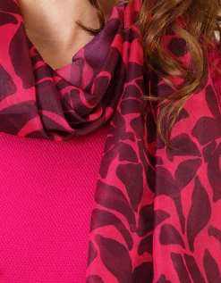 Foulard rose motif fleur