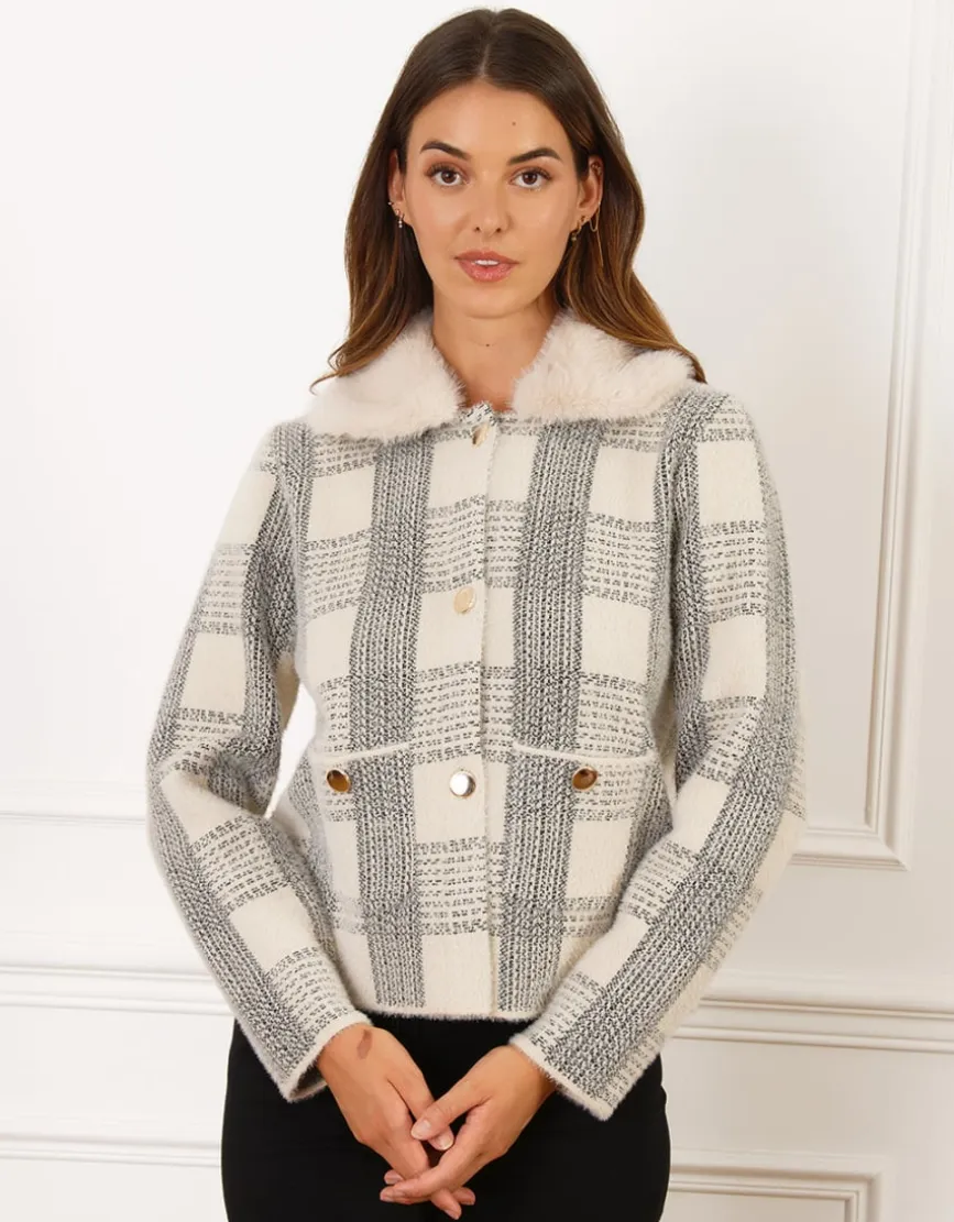 Gilet écru chic carreaux