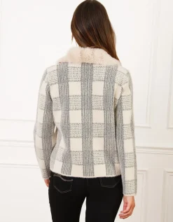 Gilet écru chic carreaux