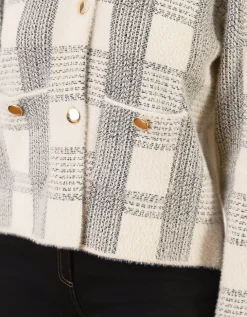 Gilet écru chic carreaux