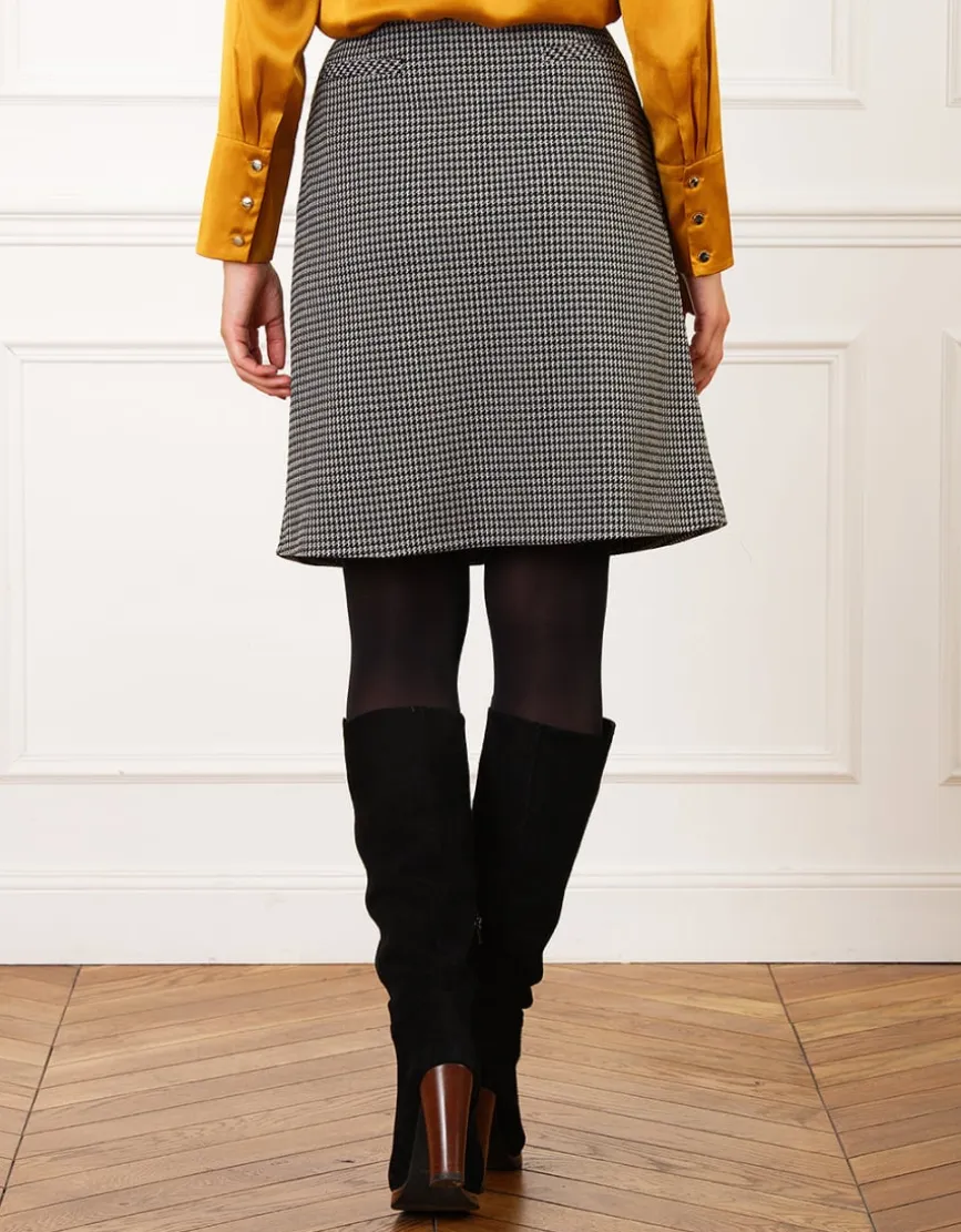 Jupe courte motif marron