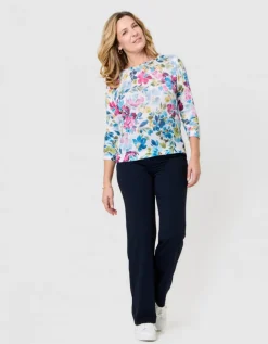 Pull ajouré motif blanc