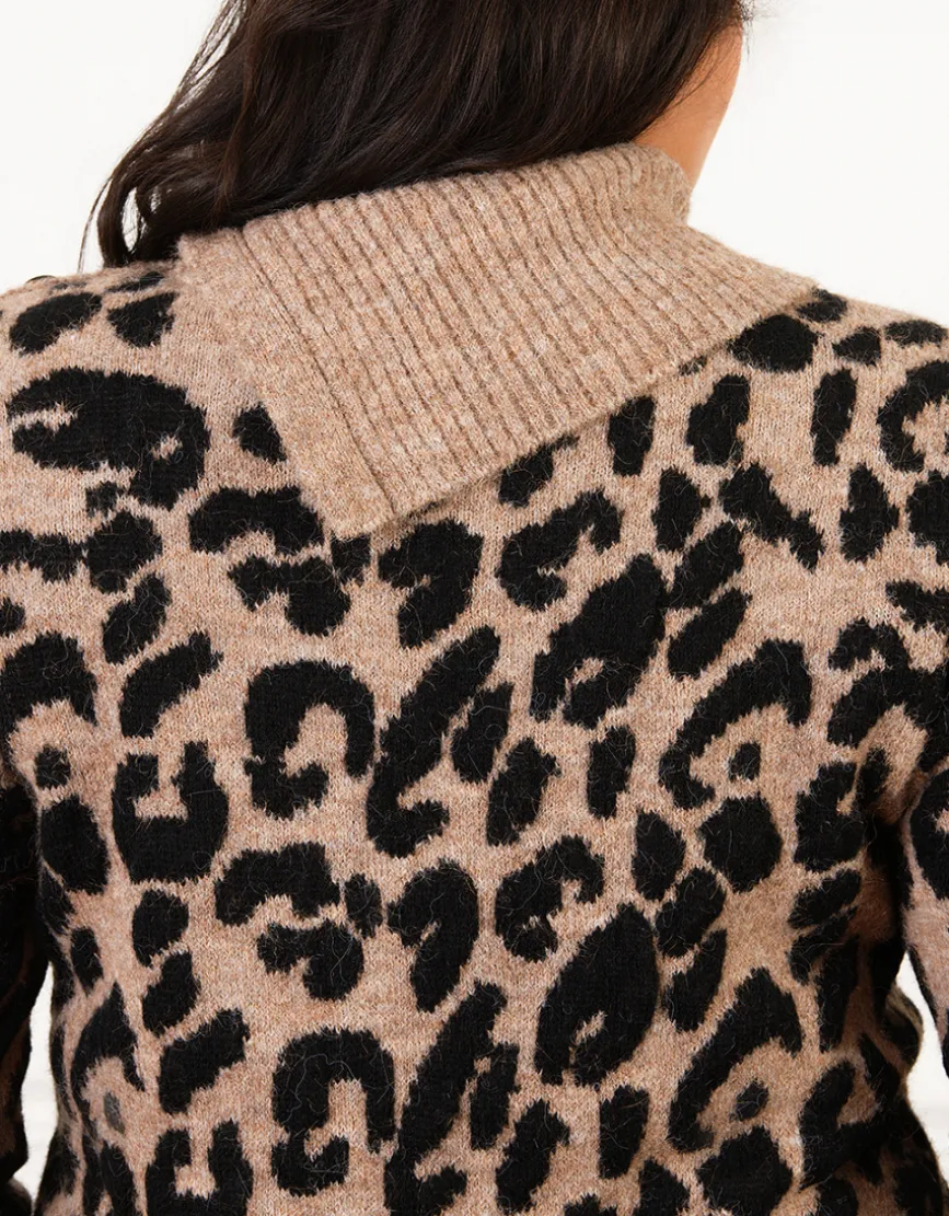 Pull chaud marron léopard
