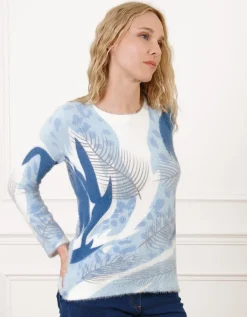 Pull duveteux bleu motif