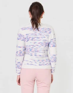 Pull duveteux motif écru