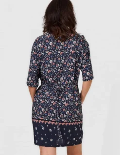 Robe motif bleu marine