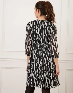 Robe motif graphique